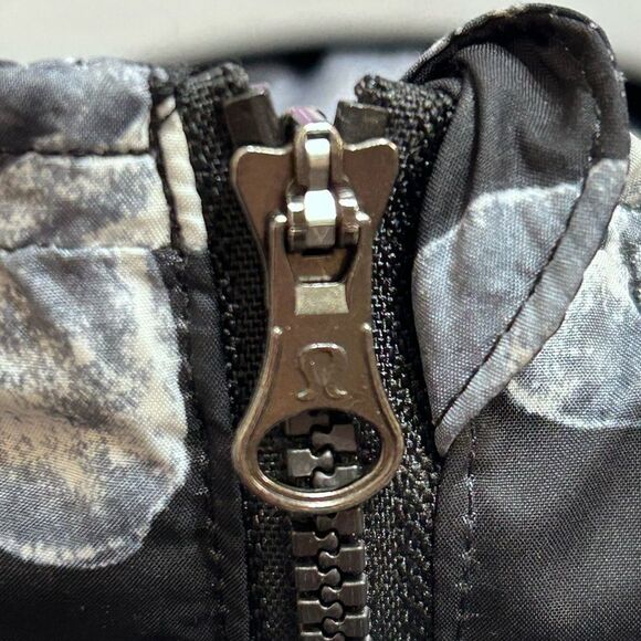 Lululemon Miss Misty Pullover - Picture 3 of 11